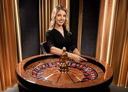 Tampilan roda American Roulette di aplikasi paris slot88